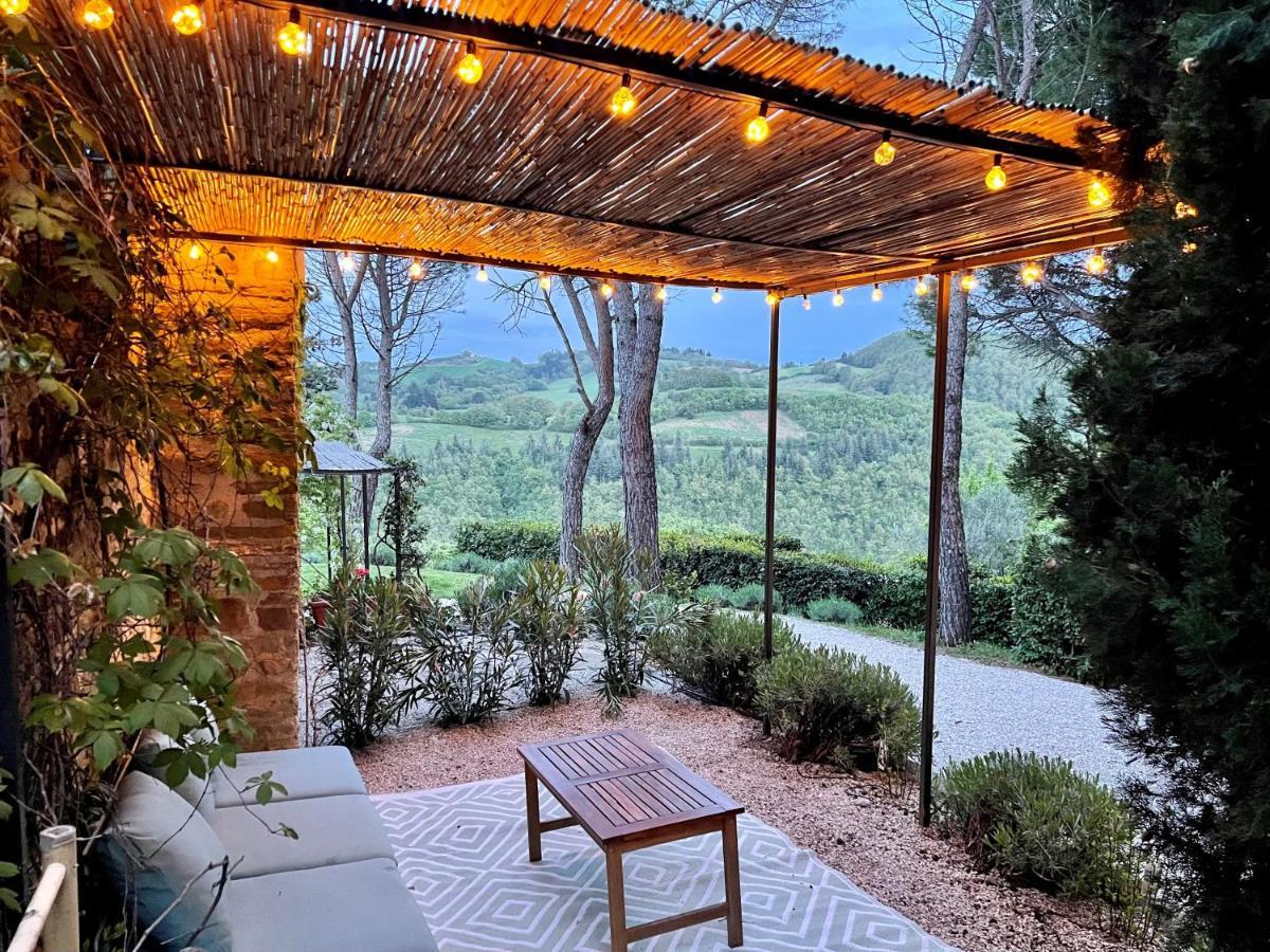La Panoramica Gubbio - Maison De Charme - Casette E Appartamenti Self Catering Per Vacanze Meravigliose! Екстериор снимка