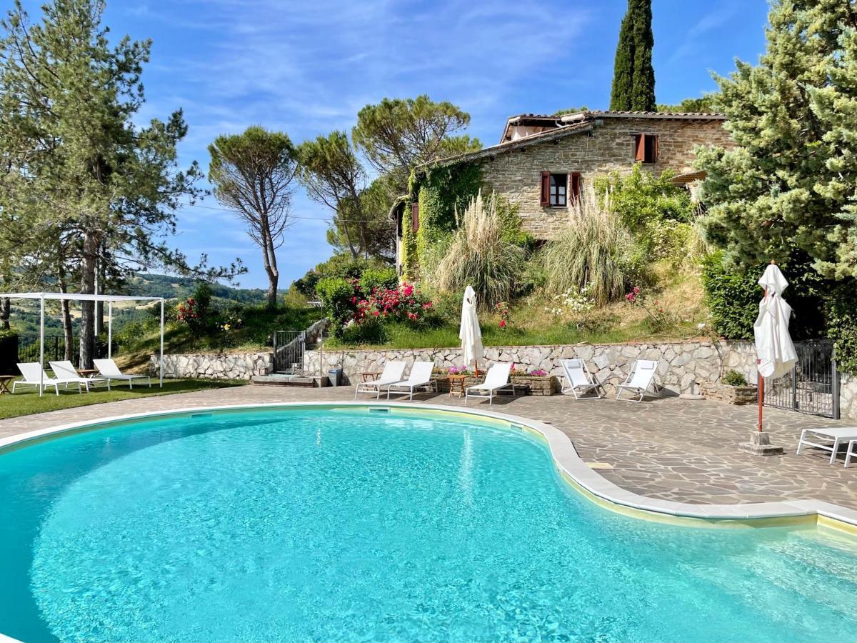 La Panoramica Gubbio - Maison De Charme - Casette E Appartamenti Self Catering Per Vacanze Meravigliose! Екстериор снимка