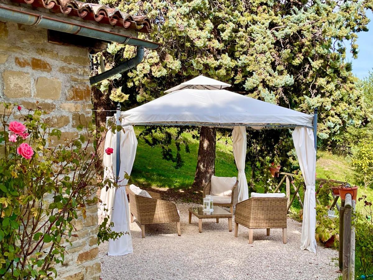 La Panoramica Gubbio - Maison De Charme - Casette E Appartamenti Self Catering Per Vacanze Meravigliose! Екстериор снимка